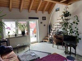 Wohnzimmer, Richtung Balkon