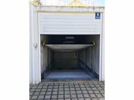 Duplex Garage