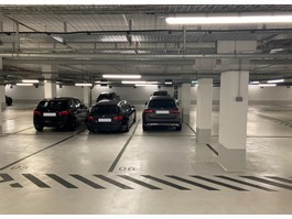 Tiefgaragenstellplätze