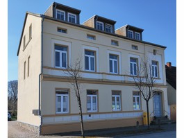 Haus-Straßenansicht