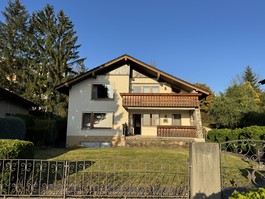 Freistehendes 2-Familienhaus