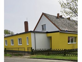 Einfahrt und Eingang Haus 6a