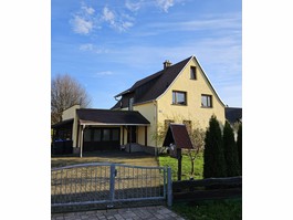 Hausansicht Front / West