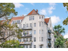 Außenansicht Eckwohnung mit Tu