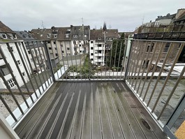 Wohnzimmerbalkon mit Domblick