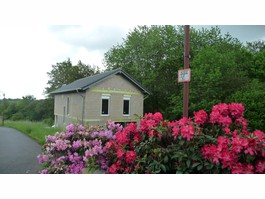 Straßenfront mit Südblick