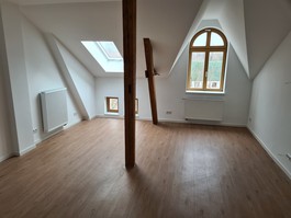 Wohnzimmer mit Blick zum Markt