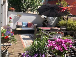 Terrasse im Sommer