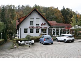 Gesamtobjekt mit Hotel