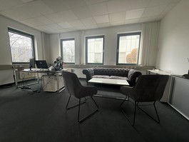 Büro 1